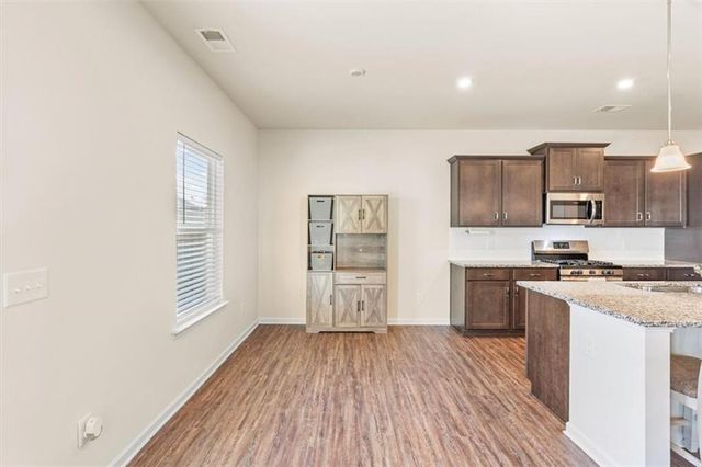 401 Larry Lane, Adairsville, GA 30103