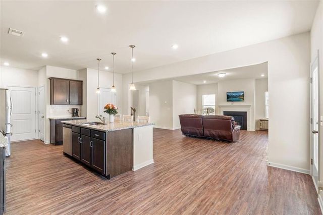 401 Larry Lane, Adairsville, GA 30103