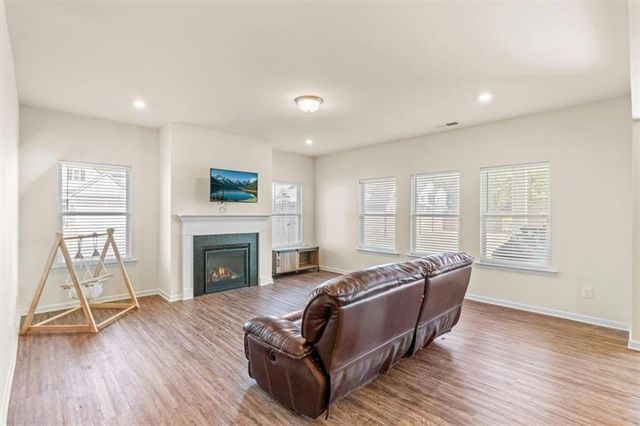 401 Larry Lane, Adairsville, GA 30103