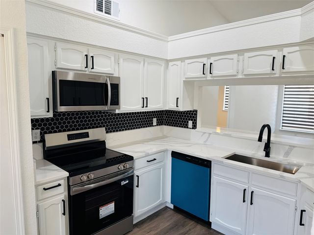 1310 Oak Run Drive, Duncanville, TX 75137