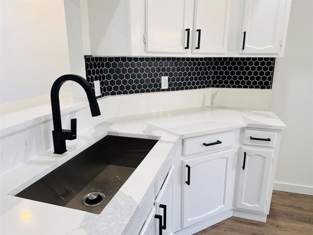 1310 Oak Run Drive, Duncanville, TX 75137