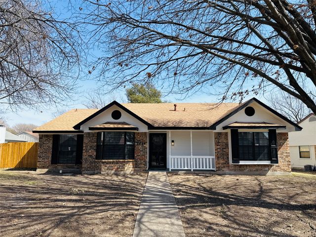 1310 Oak Run Drive, Duncanville, TX 75137