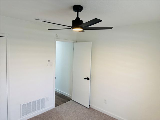 1310 Oak Run Drive, Duncanville, TX 75137