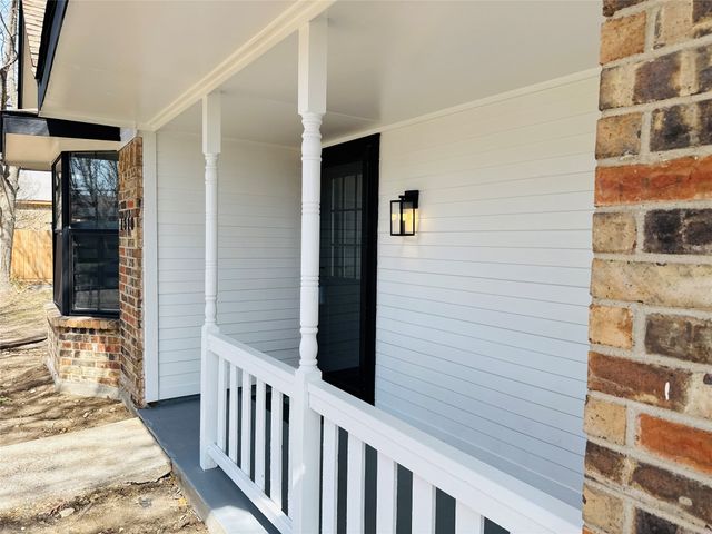 1310 Oak Run Drive, Duncanville, TX 75137