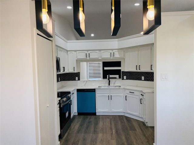 1310 Oak Run Drive, Duncanville, TX 75137