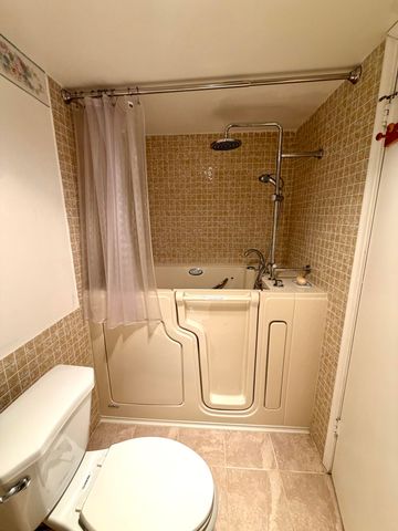 4740 NW 21st Street 311, Lauderhill, FL 33313