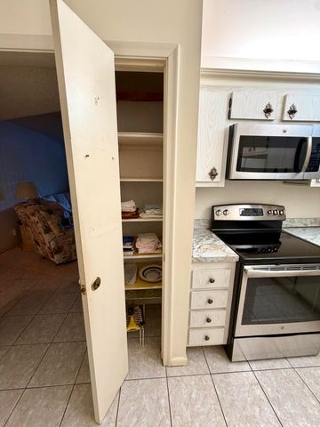 4740 NW 21st Street 311, Lauderhill, FL 33313