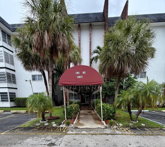 4740 NW 21st Street 311, Lauderhill, FL 33313