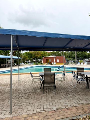 4740 NW 21st Street 311, Lauderhill, FL 33313