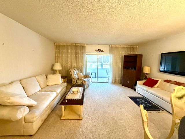 4740 NW 21st Street 311, Lauderhill, FL 33313