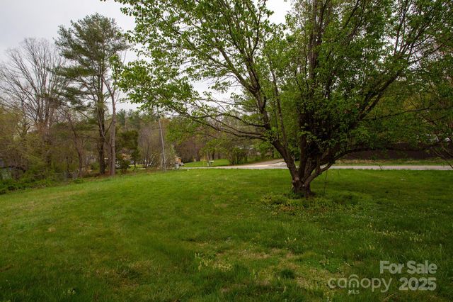 293 Gap Creek Road, Fletcher, NC 28732