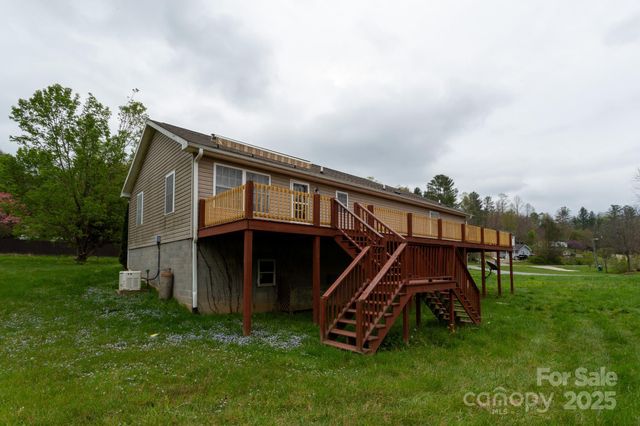 293 Gap Creek Road, Fletcher, NC 28732
