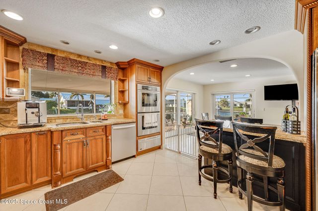 1480 W Riviera Drive, Merritt Island, FL 32952