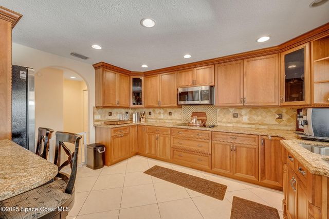 1480 W Riviera Drive, Merritt Island, FL 32952