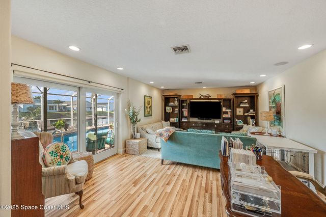 1480 W Riviera Drive, Merritt Island, FL 32952