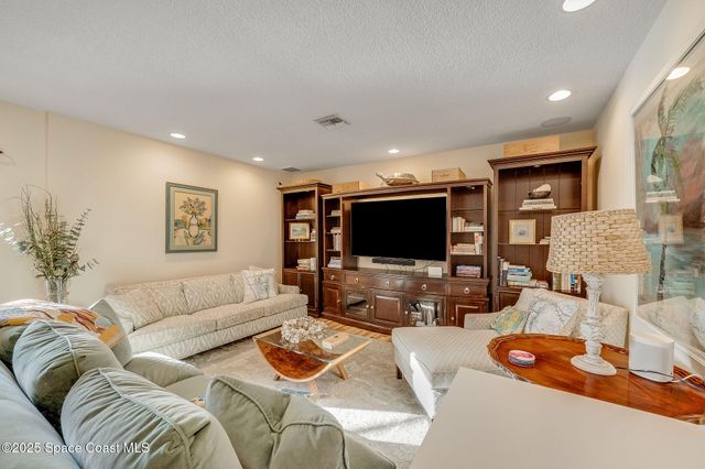 1480 W Riviera Drive, Merritt Island, FL 32952