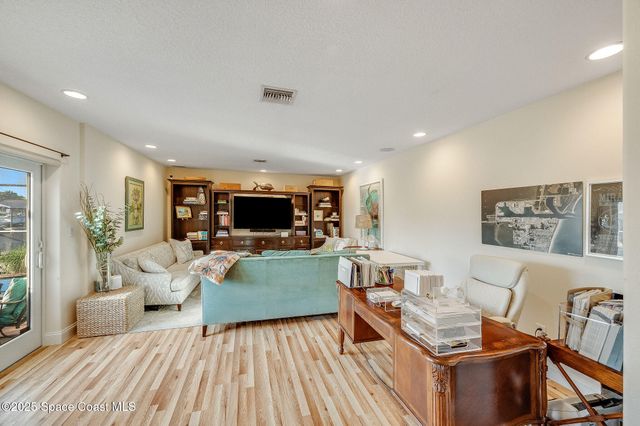 1480 W Riviera Drive, Merritt Island, FL 32952