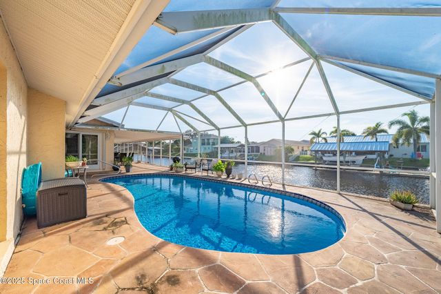 1480 W Riviera Drive, Merritt Island, FL 32952