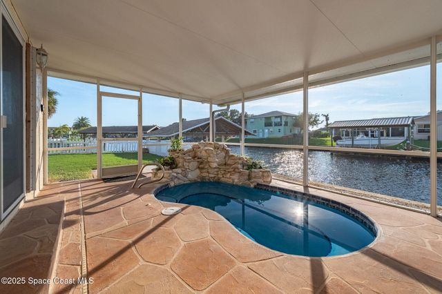 1480 W Riviera Drive, Merritt Island, FL 32952