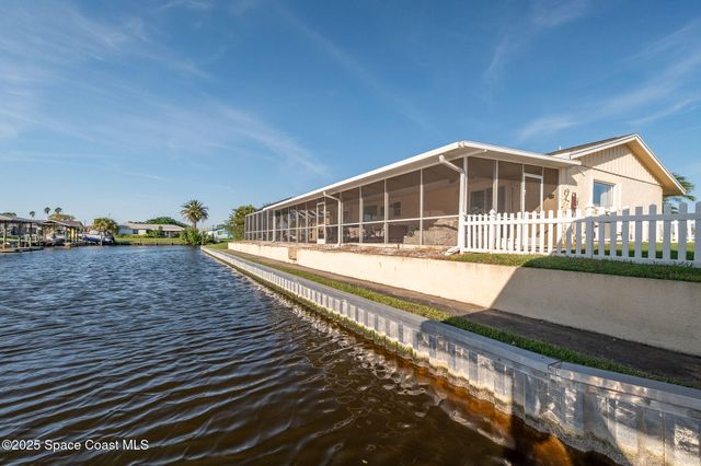 1480 W Riviera Drive, Merritt Island, FL 32952