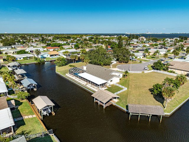 1480 W Riviera Drive, Merritt Island, FL 32952