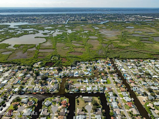 1480 W Riviera Drive, Merritt Island, FL 32952