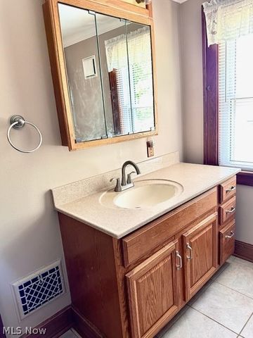 530 N Bentley, Niles, OH 44446