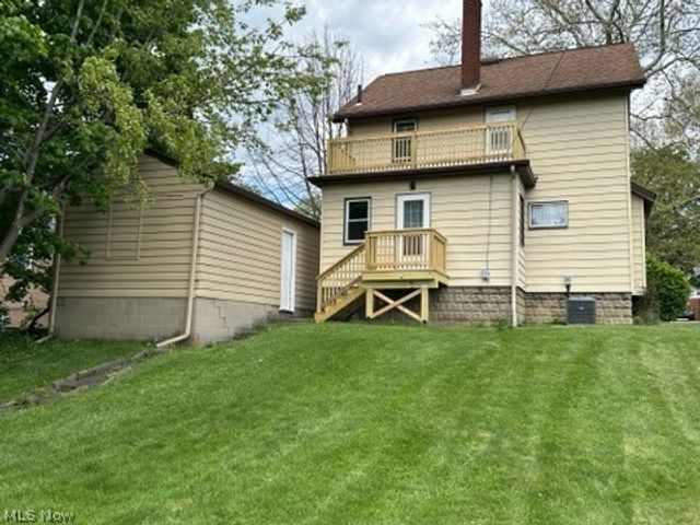 530 N Bentley, Niles, OH 44446