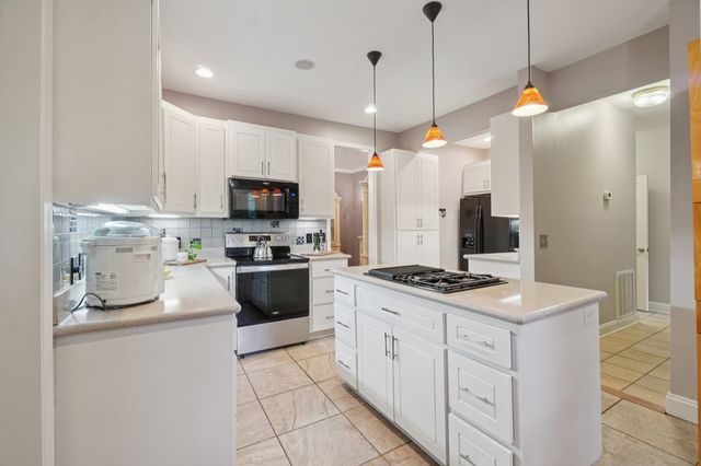 100 Paris Glen Way, Greenville, SC 29609