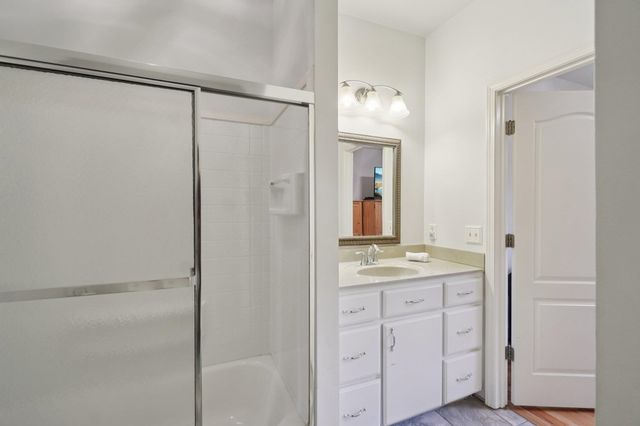 100 Paris Glen Way, Greenville, SC 29609