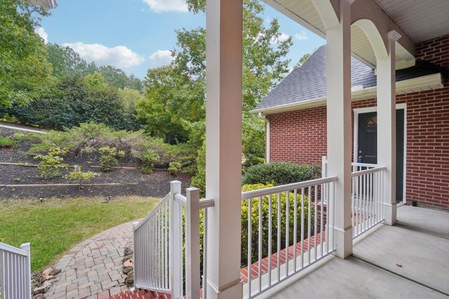 100 Paris Glen Way, Greenville, SC 29609