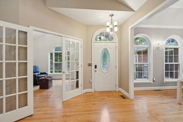 100 Paris Glen Way, Greenville, SC 29609
