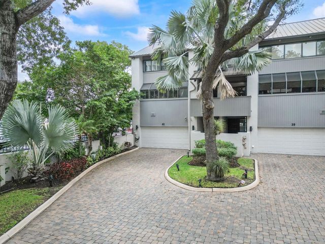 40 Portside Drive, Fort Lauderdale, FL 33316