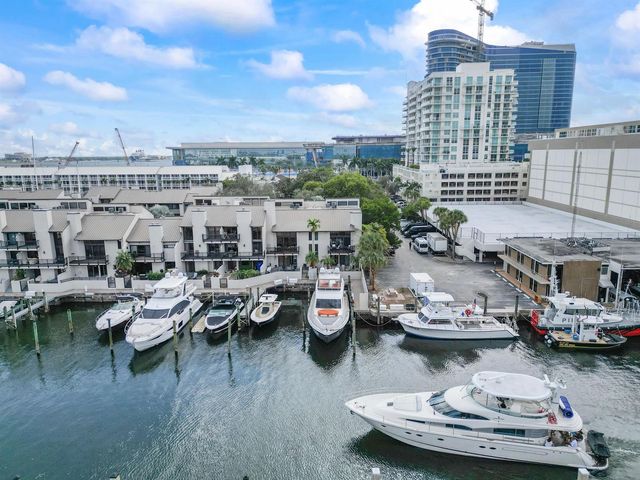 40 Portside Drive, Fort Lauderdale, FL 33316
