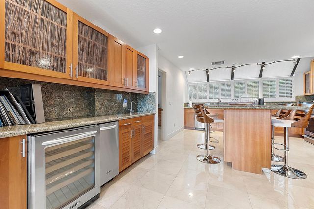 40 Portside Drive, Fort Lauderdale, FL 33316