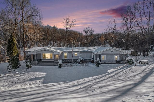 2348 Segwun Avenue, Lowell, MI 49331