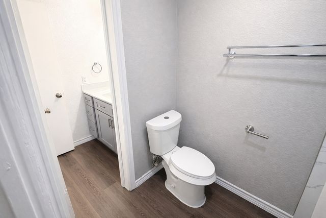 16 W Lane Creek 2, Grand Prairie, TX 75052