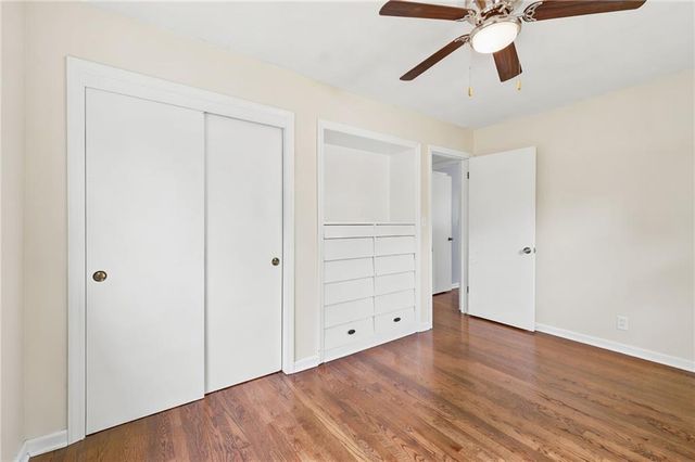7306 Larsen Lane, Shawnee, KS 66203
