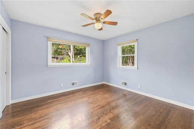 7306 Larsen Lane, Shawnee, KS 66203