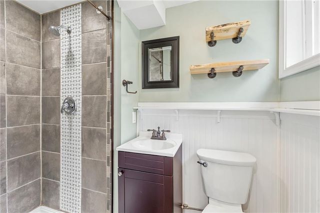 7306 Larsen Lane, Shawnee, KS 66203