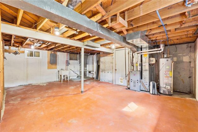 7306 Larsen Lane, Shawnee, KS 66203