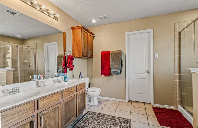 2177 Lone Pecan Drive, Mesquite, TX 75181
