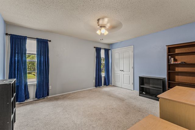2177 Lone Pecan Drive, Mesquite, TX 75181
