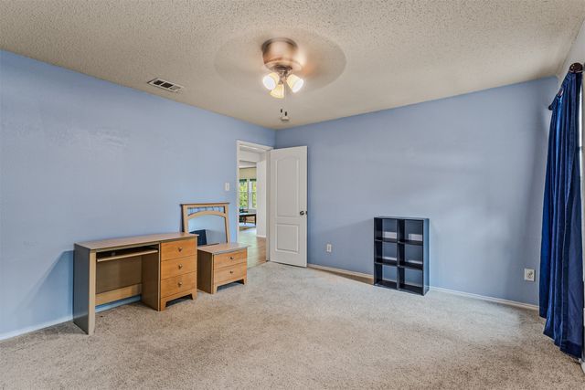 2177 Lone Pecan Drive, Mesquite, TX 75181