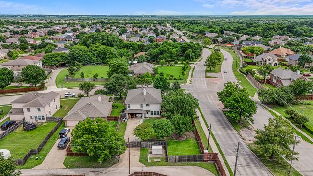 2177 Lone Pecan Drive, Mesquite, TX 75181