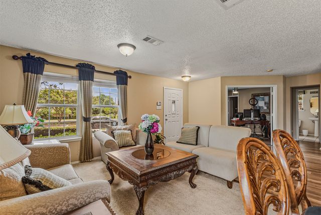 2177 Lone Pecan Drive, Mesquite, TX 75181