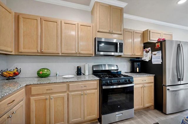 1523 W Diamond Way, Mustang, OK 73064