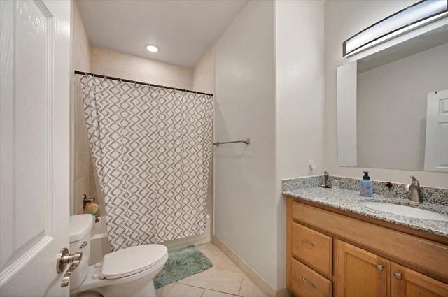 1523 W Diamond Way, Mustang, OK 73064
