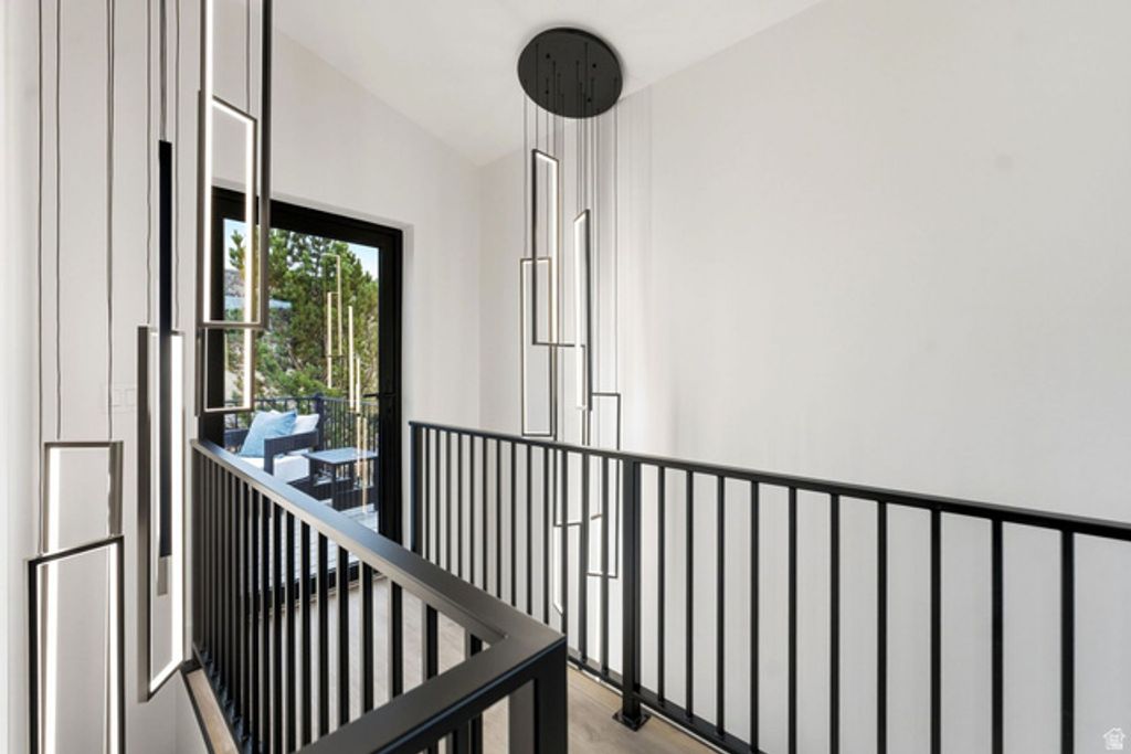 Image 27 of property listing at 2650 S LAKESIDE DR, Wanship, UT 84017