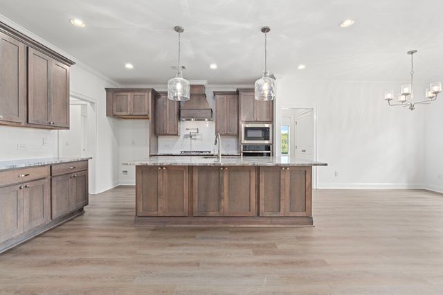 195 Laurel Branch Drive, Dothan, AL 36305